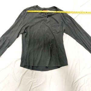 Allson's gray speckled long sleeve tee size small